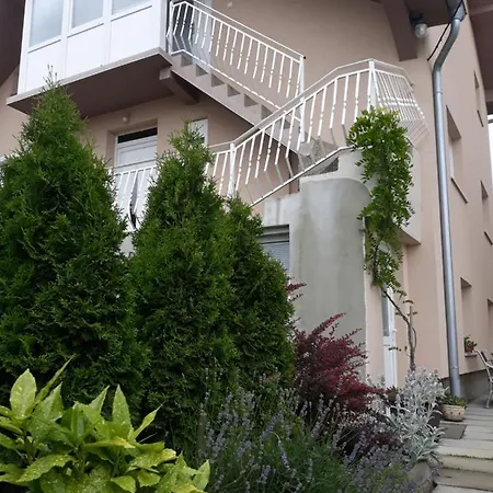 Bukulja Apartment *